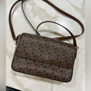 DKNY Logo Bryant Flap Crossbody Bag